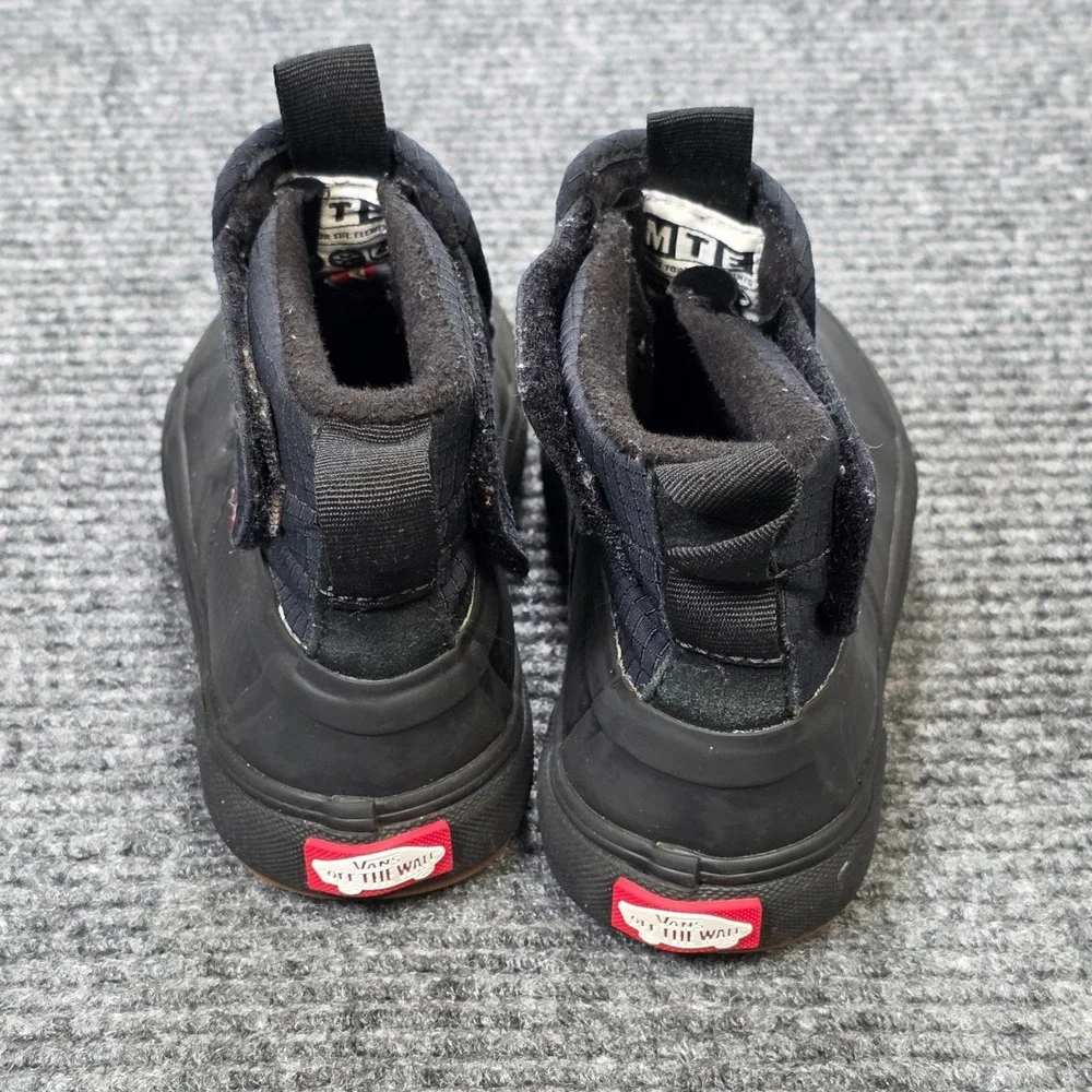 Vans MTE Snow Boots Kid's Size 13 Black Suede Rubber Mid Top Winter Shoes Fleece